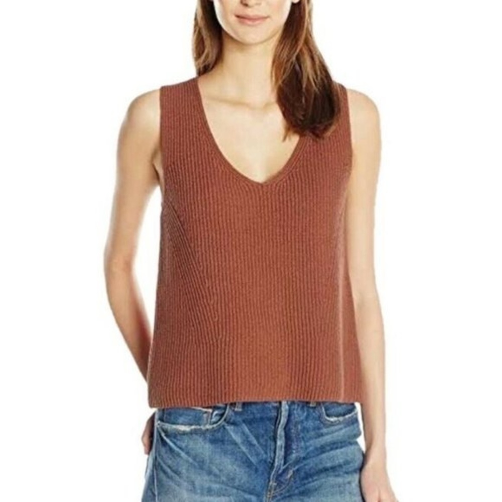 Vince Ribbed V Neck Tank